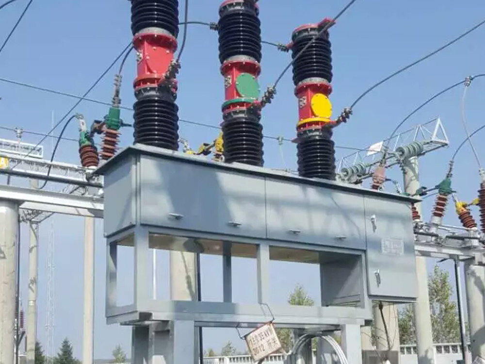 Outdoor metering cabinet installed in a substation yard
